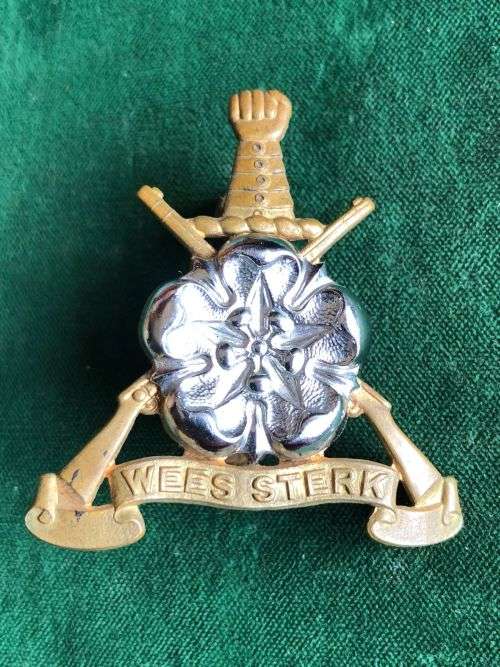 REGIMENT WEST RAND-BI METAL CAP BADGE-WORN POST 1962- 2 X SCREW LUGS