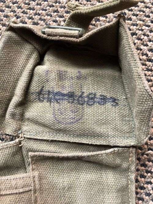 RHODESIAN PATTERN 64 AMMO POUCH- MAKERS STAMPED