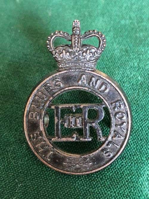 BLUES AND ROYALS CAP BADGE-WORN 1958-1990`S- 2 LUGS