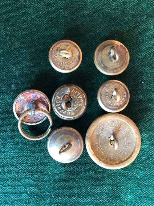 SELECTION OF 7 NAVAL BUTTONS -SOLD TOGETHER-DIAMETER 25 AND 15 MM