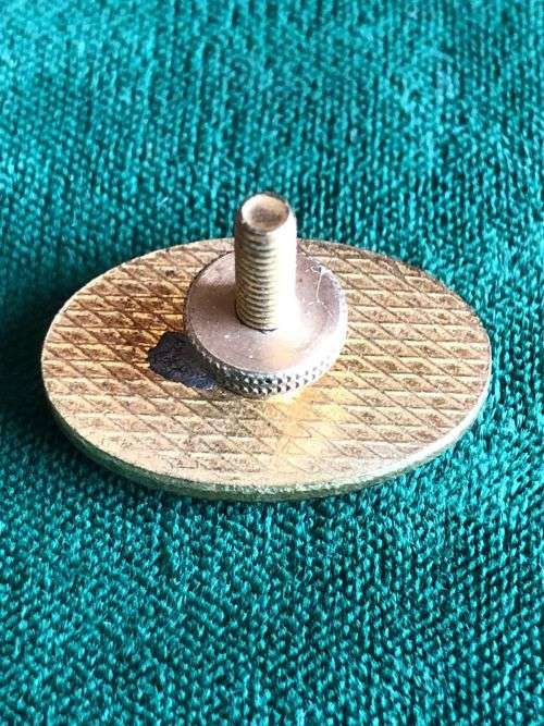 FAR NORTH COMMAND WORKSHOP,BUTTON BADGE- WORN ABOVE BERET BADGE-APPROVED IN 1991- 1X SCREW LUG