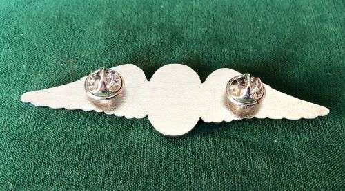 SA PARACHUTE STATICLINE INSTRUCTOR,FULL SIZE WING,CHROME WITH ENAMEL CENTRE LUCITE COVERED- 2 PINS
