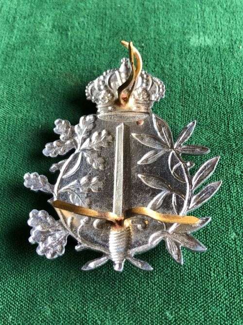 DUTCH MILITARY CAP BADGE
