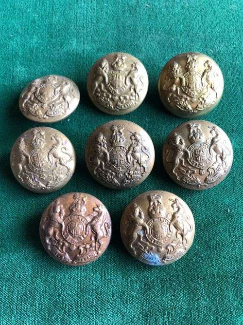UNIVERSAL BRITISH TUNIC BUTTON LARGE- 8 SOLD TOGETHER -DIAMETER 25 MM