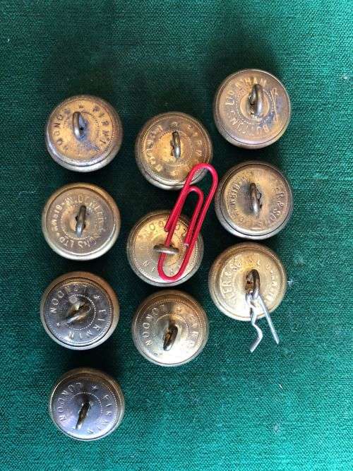 SAP BRASS TUNIC BUTTONS-WORN BY EUROPEANS PRE 1952-DIAMETER 18 MM
