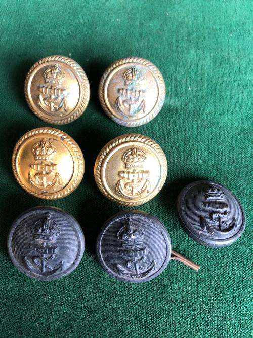 ROYAL NAVY TUNIC BUTTONS- 7 IN TOTAL-DIAMETER 24 MM