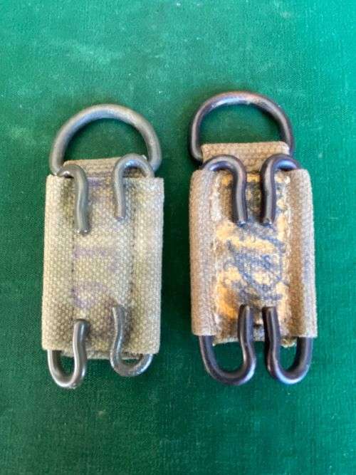 RHODESIAN WEBBING CLIPS