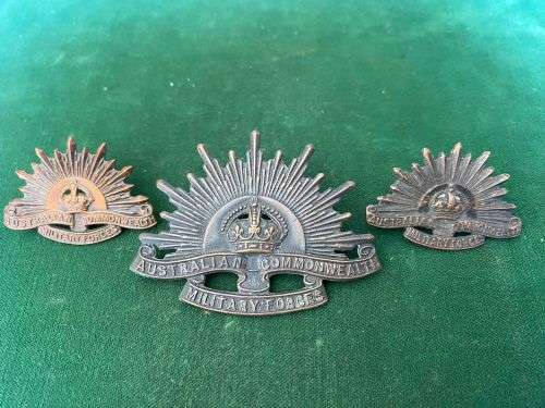AUSTRALIAN COMMONWEALTH MILITARY FORCES CAP AND 2 COLLARS-ALL LUGS INTACT