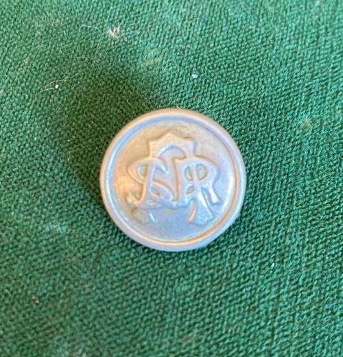 POST 1910 PERIOD SA RAILWAYS-WHITE METAL BUTTON-MEASURES 16 MM