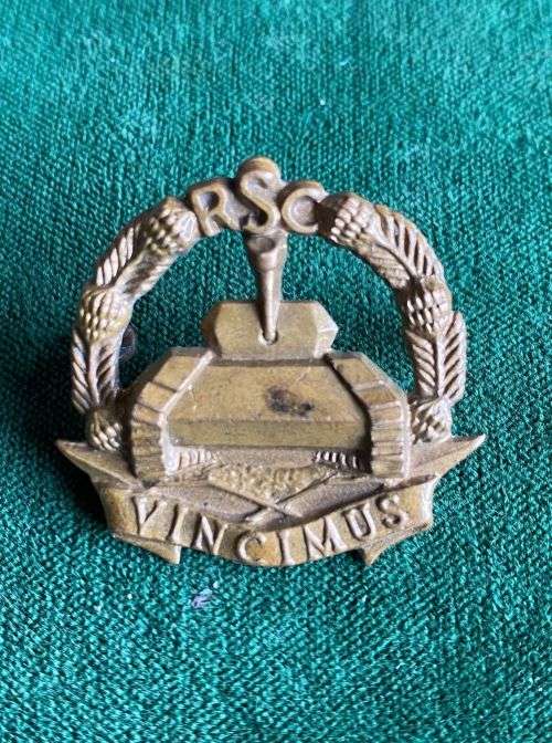 REGIMENT SAREL CILLIERS COLLAR BADGE-WORN 1956-1960 THEN DISBANDED- 2 LUGS