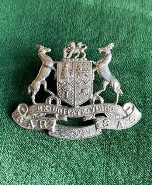 SA RAILWAY,WHITE METAL CAP BADGE