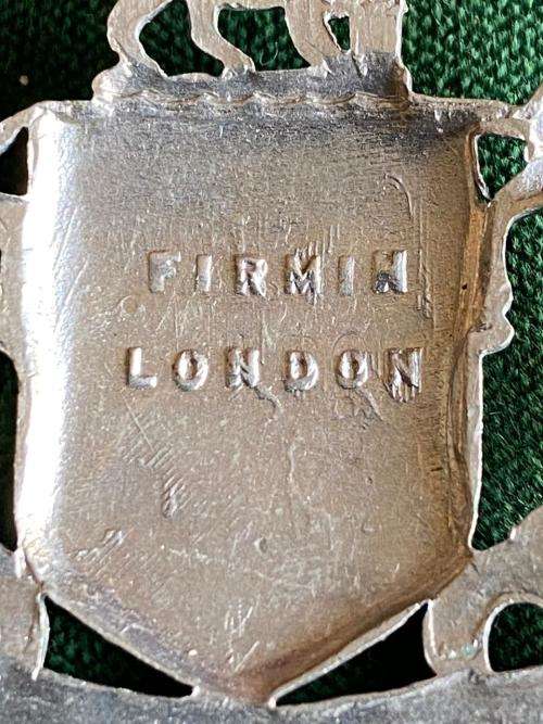 SA RAILWAY,WHITE METAL CAP BADGE