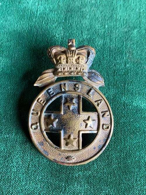 BOER WAR QUEENSLAND MOUNTED INFANTRY CAP BADGE-2 LUGS- ORIGINAL- SCARCE