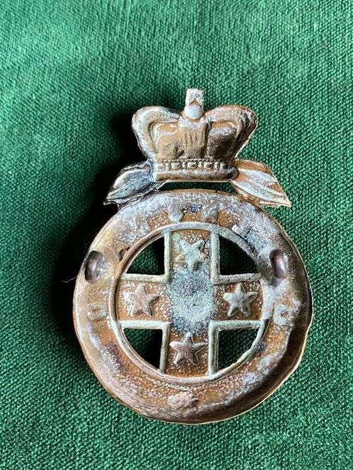 BOER WAR QUEENSLAND MOUNTED INFANTRY CAP BADGE-2 LUGS- ORIGINAL- SCARCE