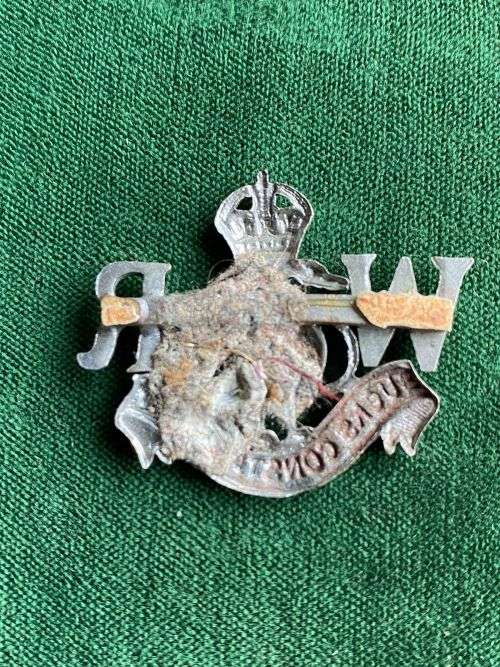 BUCKS CONSTABULARY BADGE-WHITE METAL- NO LUGS