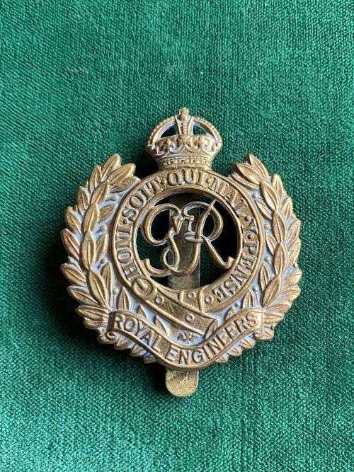 ROYAL ENGINEERS BRASS CAP BADGE-WORN 1940`S-1950`S