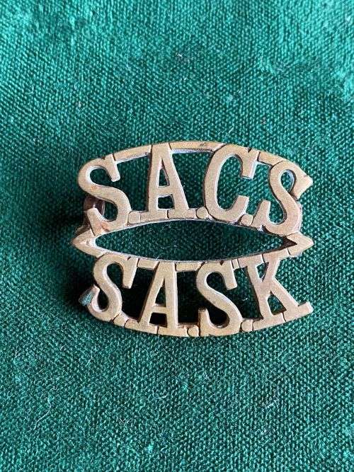 SA CORPS OF SIGNALS BRASS SHOULDER TITLE-WORN 1930-EARLY 1950`S- 2 LUGS
