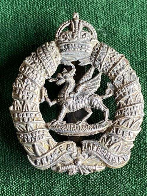 WHITE METAL 1ST BATTALION MONMOUTHSHIRE REGIMENT CAP BADGE