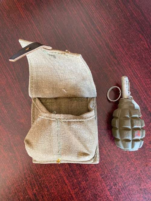 RUSSIAN F1 PERSONNEL FRAGMENTATION HAND GRENADE NICKNAMED THE LIMONKA (LEMONLIKE) BORDER WAR PARIOD