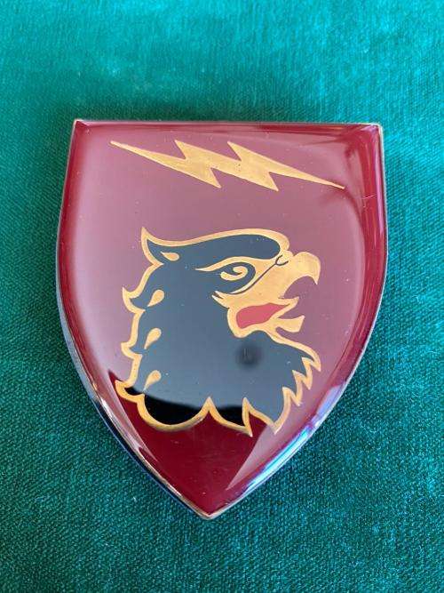 44 PARACHUTE BRIGADE SIGNALS UNIT ARM FLASH- 3 PINS-ORIGINAL