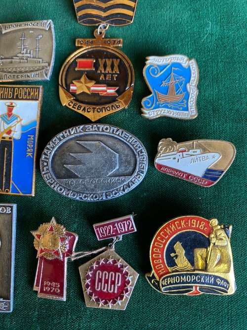 SOVIET RUSSIA NAVAL PINS- SELECTION OF 10 SOLD TOGETHER-CIRCA 1970`S-STICK PINS INTACT