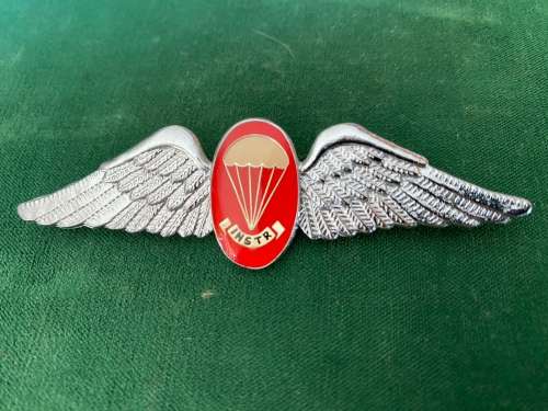 SA PARACHUTE FREE FALL INSTRUCTOR,CHROME AND ENAMEL,FULL SIZE WING,WORN FROM THE 1970`S-2 PINS