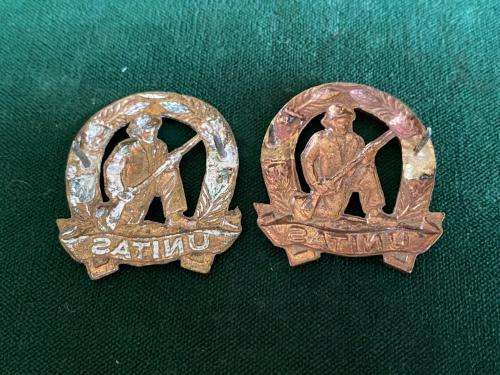 COMMANDO BRASS COLLAR BADGE PAIR-WORN 1963-1976-PINS INTACT