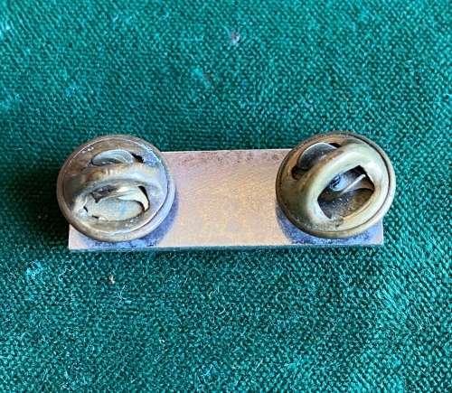 COMMANDO BERET BAR-GREEN/ SAFFRON/ GREEN-SMALLER FIRST PATTERN-ORIGINAL- 2 PINS