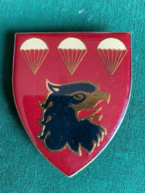 3 PARACHUTE BATTALION FLASH- 3 PINS- ORIGINAL