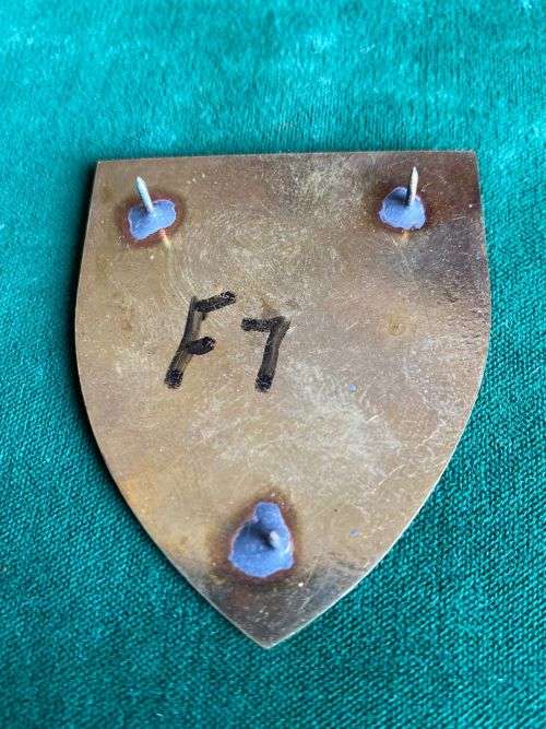 3 PARACHUTE BATTALION FLASH- 3 PINS- ORIGINAL