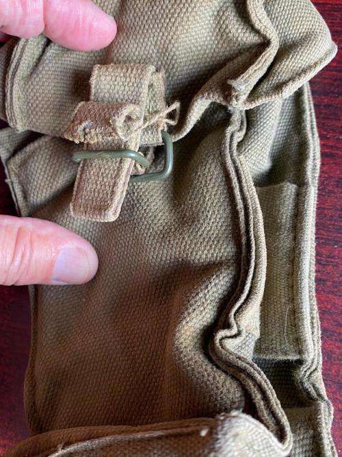 RHODESIA PATTERN 64 AMMO POUCH