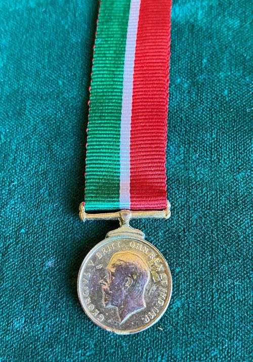 MINIATURE MERCANTILE MARINE MEDAL