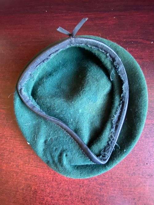 SA INFANTRY BERET -INSIDE RING MEASURES 53 CM