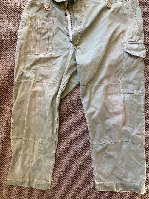 RHODESIAN SAS MALAYAN CAMPAIGN TROUSERS-SIZE 34, WITH PIPE LENGTH OF 60 CM-LABELLED AND DATED 1953-
