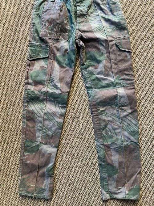 DARKER TANNED,RHODESIAN CAMO TROUSERS WORNED BY 1 PSY OPS AND SOME ARMOURED CAR MEMBERS-SIZE 30-PIPE