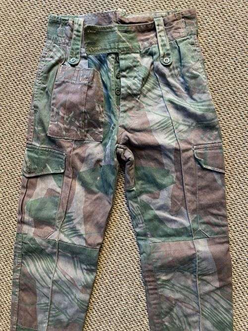DARKER TANNED,RHODESIAN CAMO TROUSERS WORNED BY 1 PSY OPS AND SOME ARMOURED CAR MEMBERS-SIZE 30-PIPE
