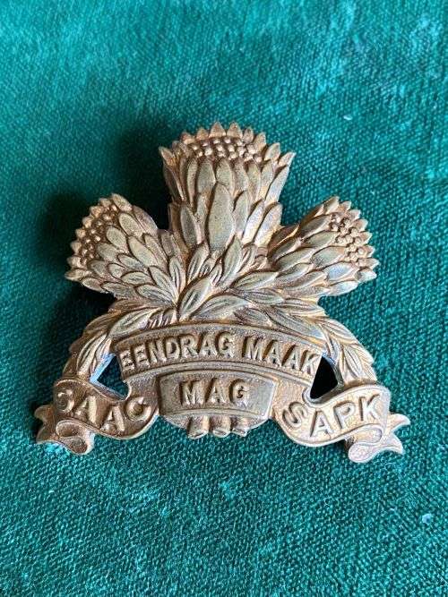SA ARMOURED CORPS,GILDING METAL BERET BADGE- WORN POST 1963- 2 LUGS