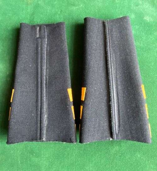 SA NAVY COMMANDERS SHOULDER RANK BOARD PAIR- `PLASTICED`