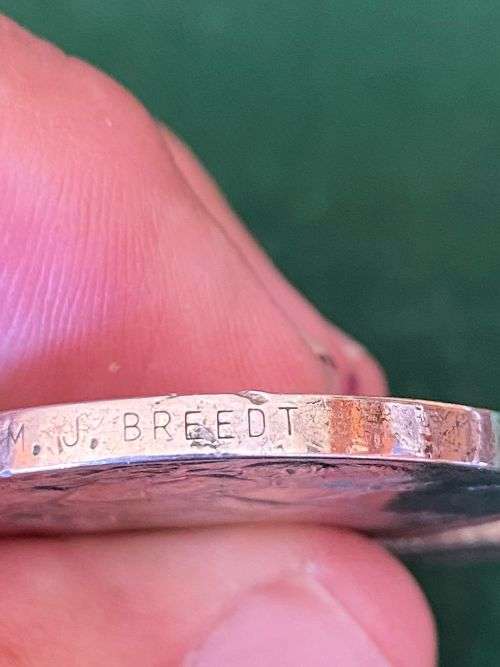 WW2 WAR MEDAL NAMED TO 323331 M.J. BREEDT