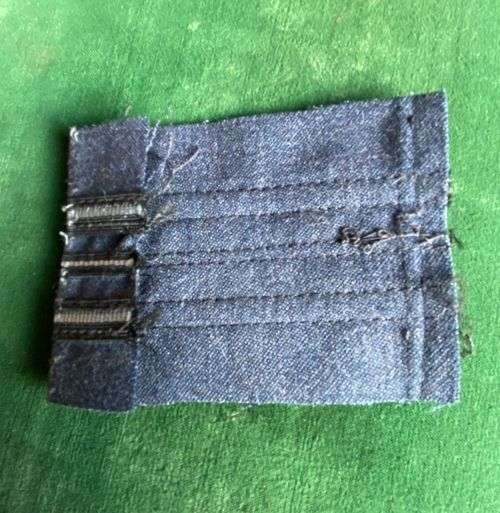 RHODESIA AIR FORCE SQUADRON LEADER SEWN-ON RANK 1970`S-80