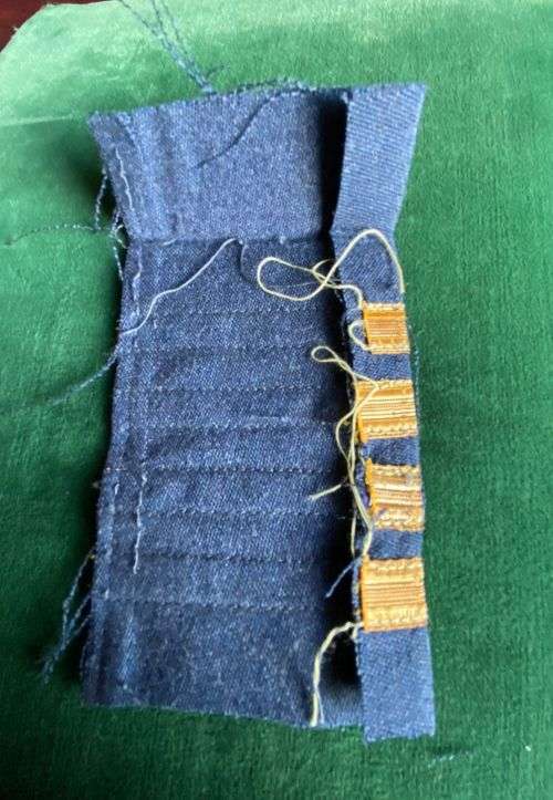 RHODESIA AIR FORCE GROUP CAPTAIN GOLD BRAID SEWN -ON NAVY CLOTH,MESS DRESS RANK