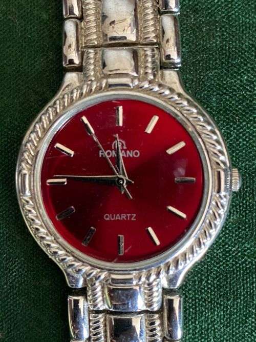 ROMANO QUARTZ LADIES WATCH-SOLD AS IS-NEEDS BATTERY