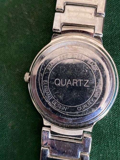 ROMANO QUARTZ LADIES WATCH-SOLD AS IS-NEEDS BATTERY