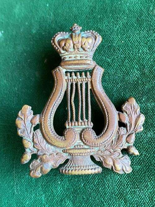 BOER WAR BRITISH ARMY BANDSMAN BADGE-2 LUGS-ORIGINAL