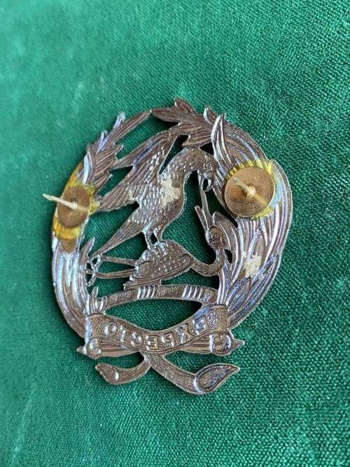 1ST CITY REGIMENT TOM O`SHANTER BADGE-WORN POST 1952- 2 PINS (REPLACED)