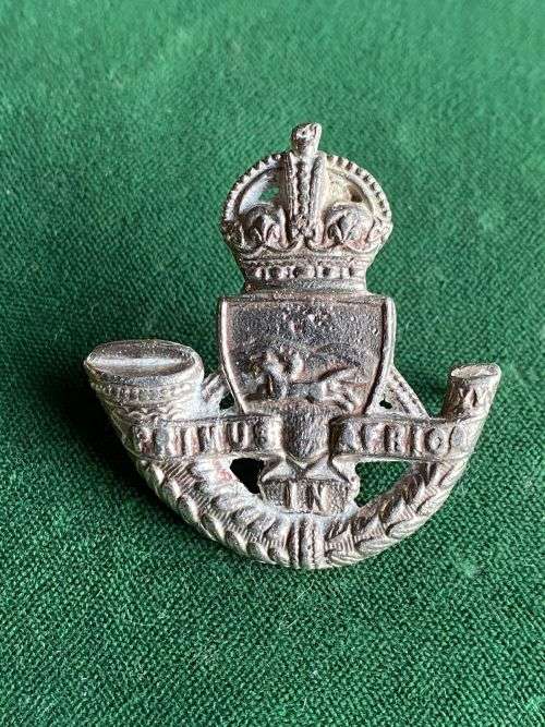 ROYAL DURBAN LIGHT INFANTRY CAP BADGE-WORN 1939-1945-CASTING- 2 LUGS