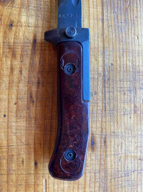 CZECHS OWN VERSION OF THE RUSSIAN AK 47 RIFLE-THE VZ58,BAYONET-THE BAYONET WAS OF A SIMPLE DESIGN AN