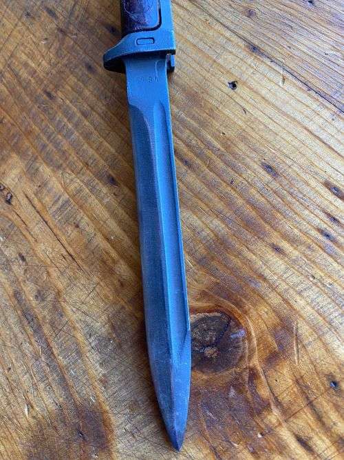 CZECHS OWN VERSION OF THE RUSSIAN AK 47 RIFLE-THE VZ58,BAYONET-THE BAYONET WAS OF A SIMPLE DESIGN AN
