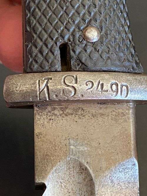 GERMAN 1898-MODEL BAYONET KS2490 WITH LEATHER GRIPS-ISSUED TO THE SCHUT 2 TRUPPE IN GERMAN SOUTH WES