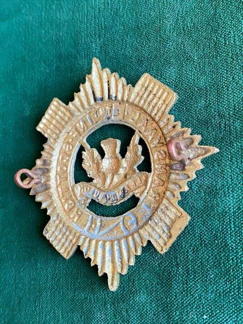 TRANSVAAL 8TH INFANTRY SCOTTISH,CAP BADGE-WORN FROM 1921-LUGS INTACT-BRASS